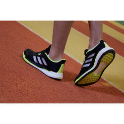 ADIDAS Hardloopschoenen voor heren Supernova Unite zwart/geel | Decathlon