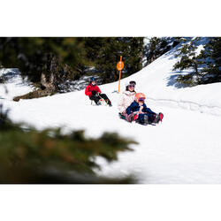 Trineo de nieve con niños / Snow sledding with children / Bajar por la nieve  en trineo 