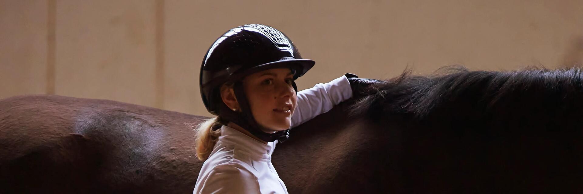 Favoriser le bien-être du cheval au pansage