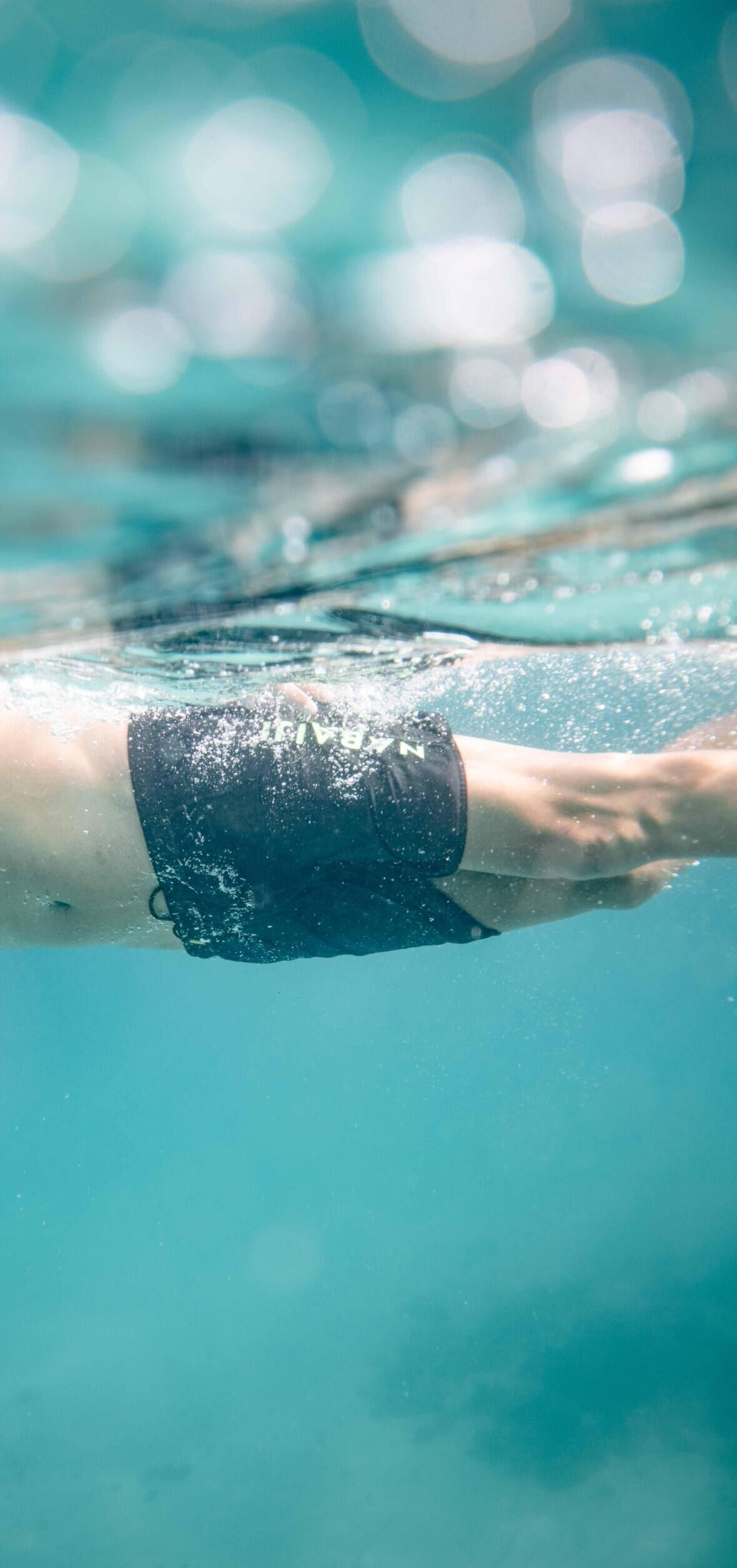 Améliorer ses battements de jambes en natation