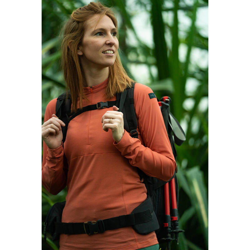 Camiseta de trekking tropical larga Mujer Forclaz Tropic 900 Decathlon
