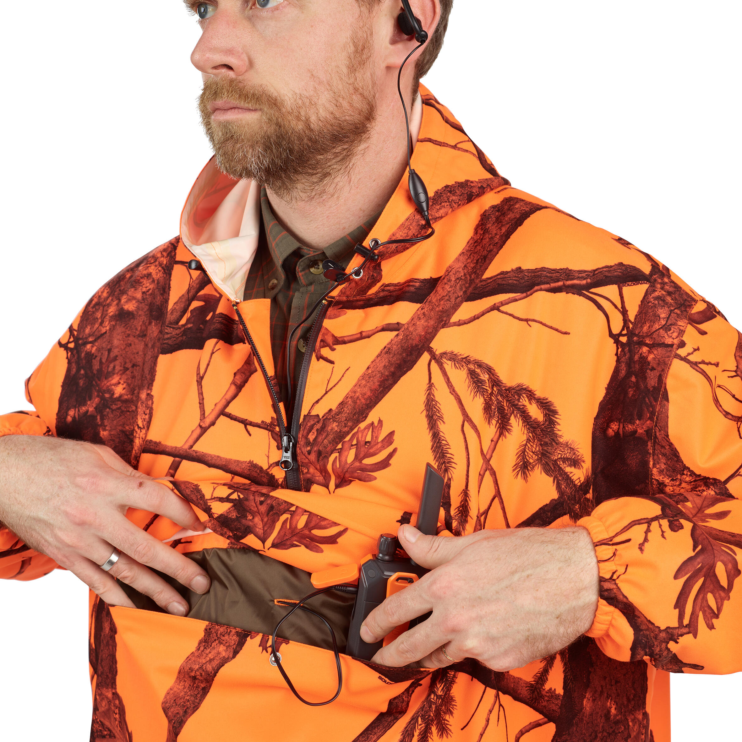 SOLOGNAC Nepremokavé poľovnícke pončo 500 nehlučné maskovacie fluorescenčné 3XL-4XL · záber 4