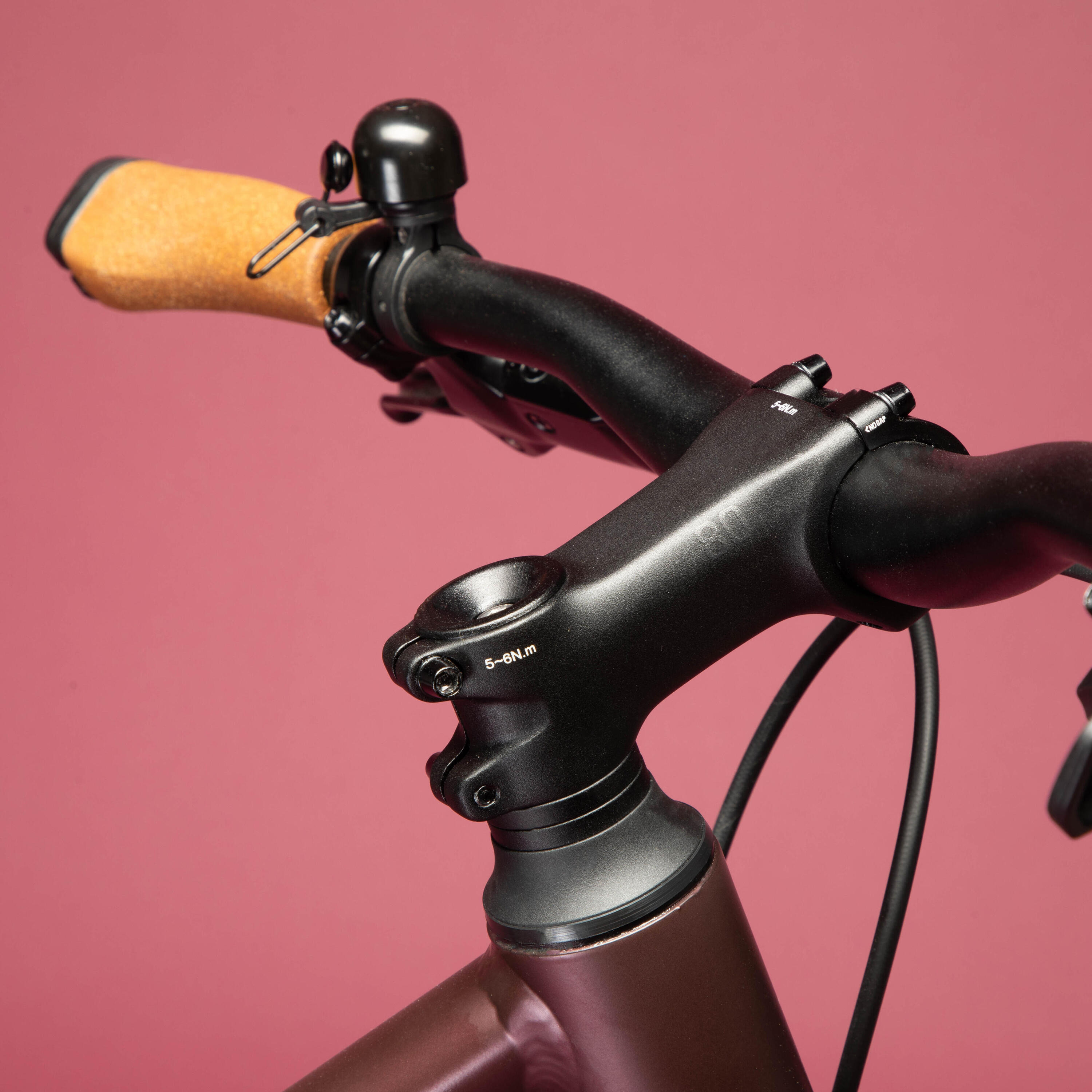 Bicicleta urbana larga distancia cuadro bajo monoplato 11V Elops LD 900 burdeos 4/25