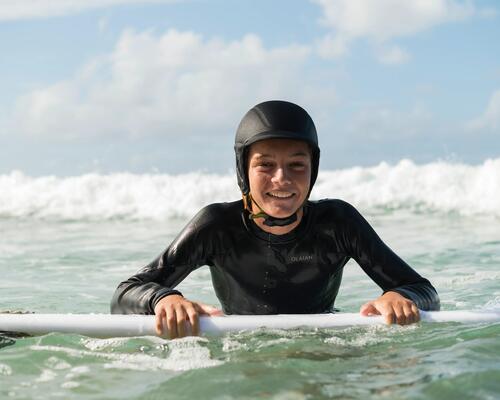 pourquoi surfer avec un casque de surf 