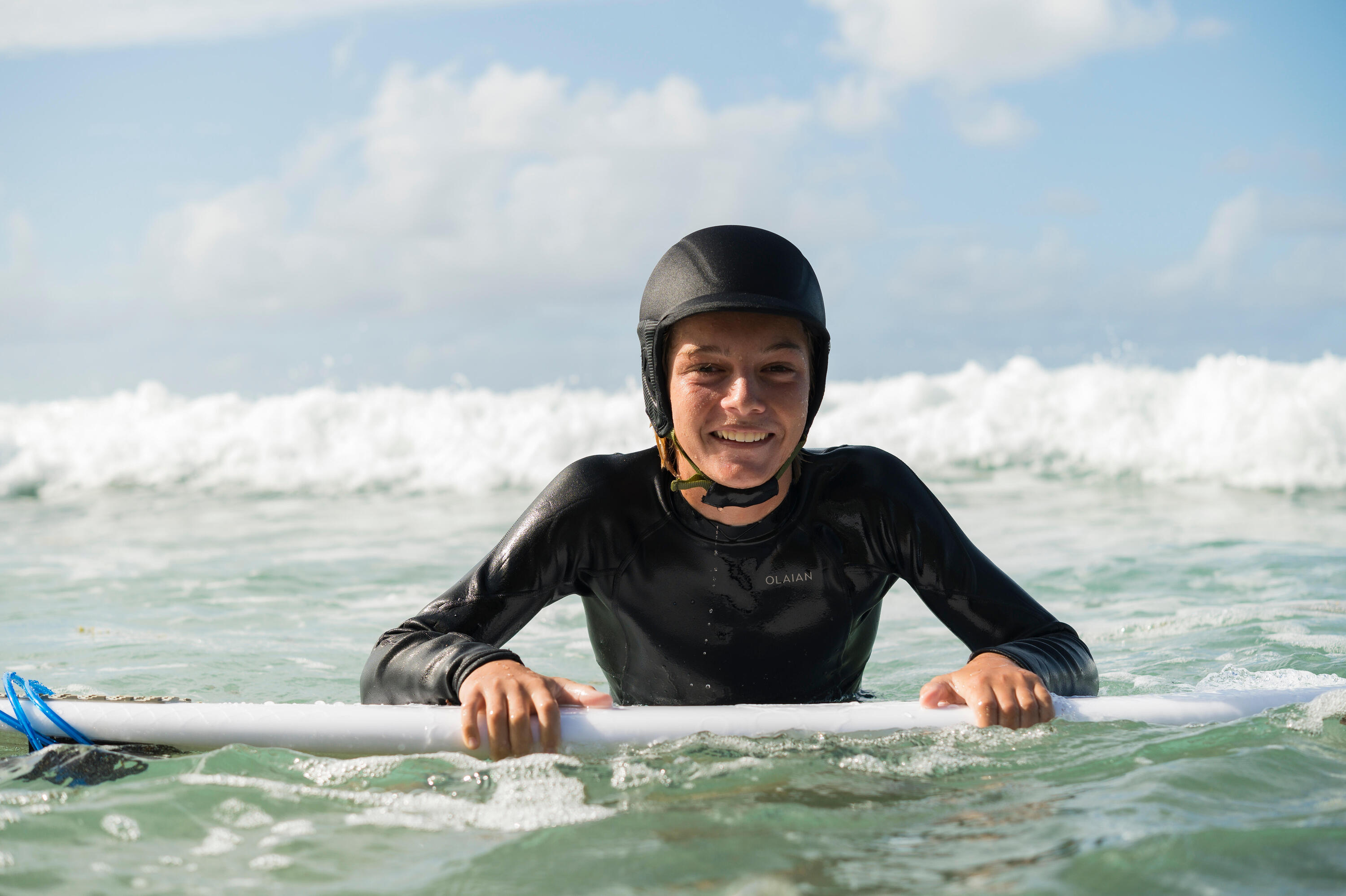 Surf-Helm schwarz 9/15
