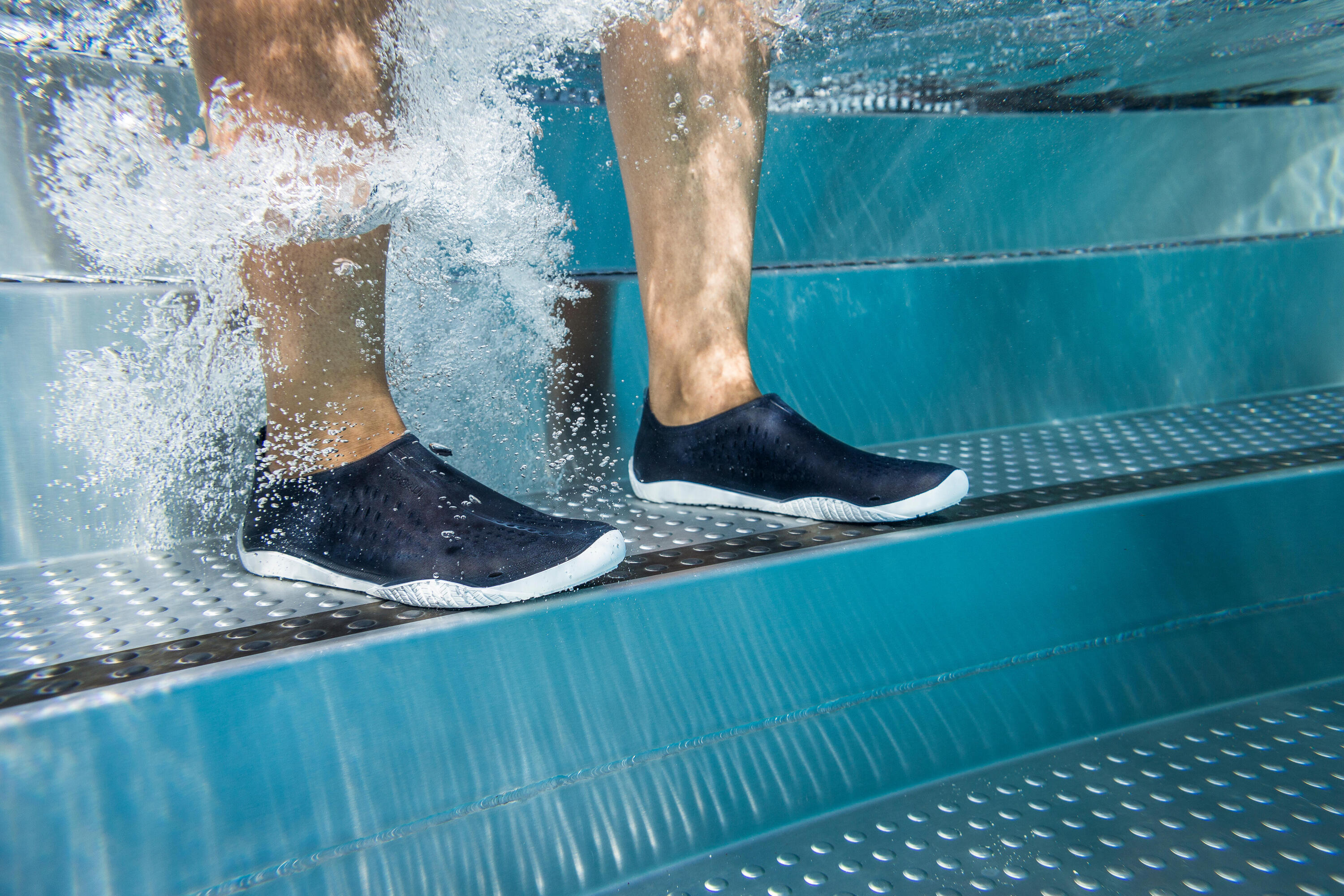 Chaussures aquatiques aquabike-aquagym fitshoe noir 6/8