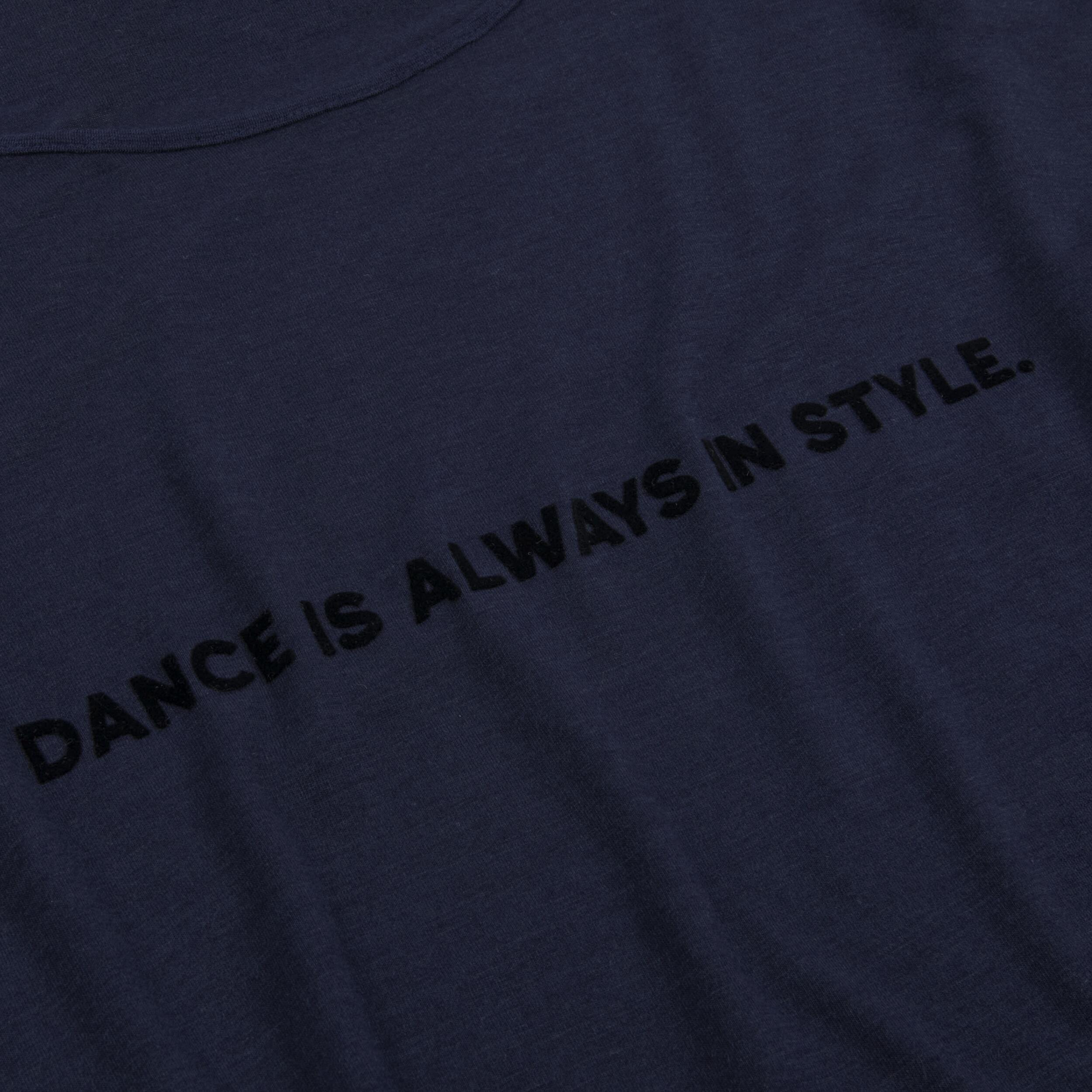 Футболка д/современного танца струящаяся с вырезом на спине женская темно-синяя STAREVER