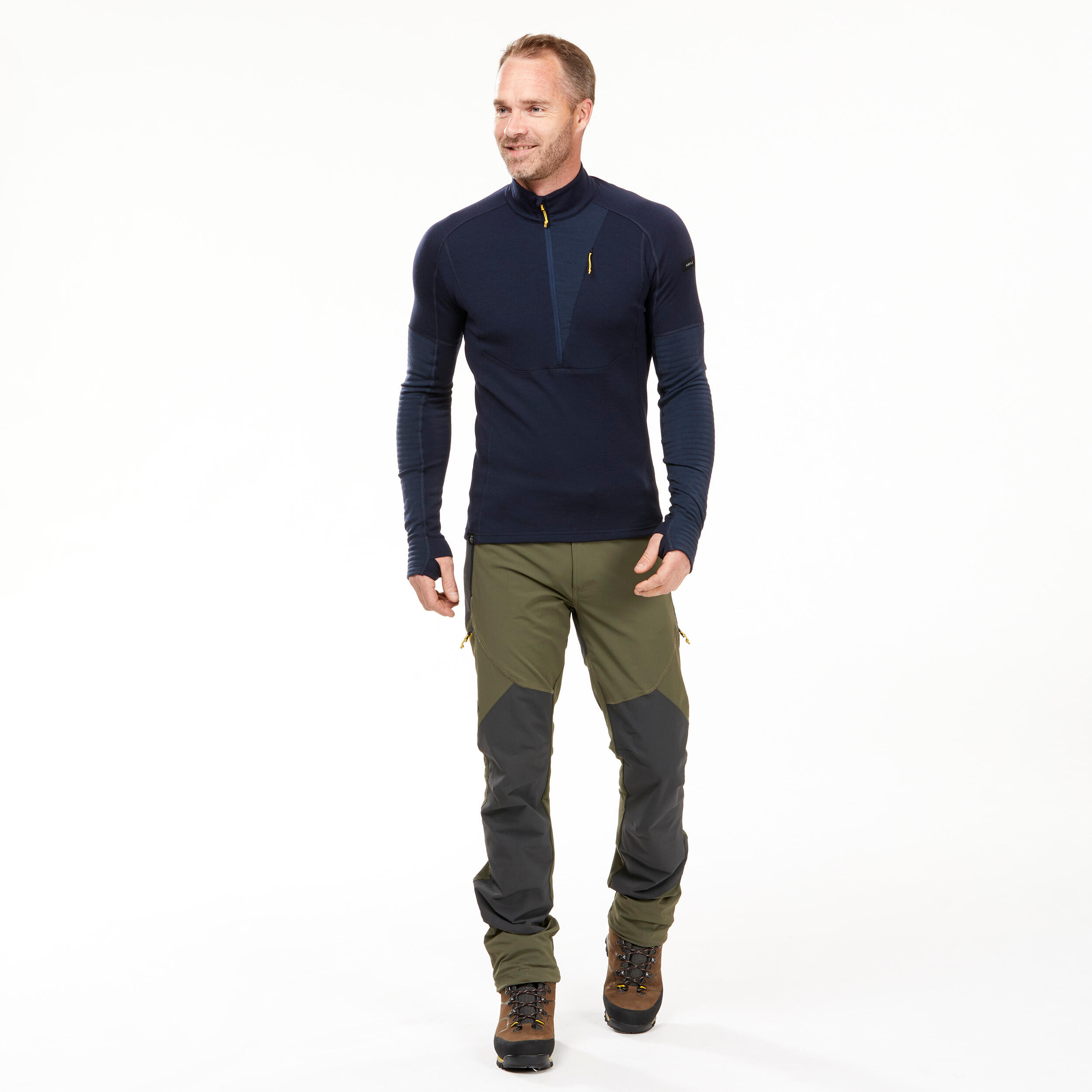 Men Long-sleeved Trekking Merino Wool T-shirt with Zipped Collar - MT900