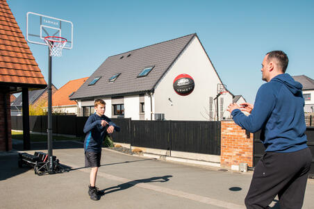 Kids'/Adult Basketball Hoop B500.2.4m to 3.05m. Sets up and stores in 2 minutes