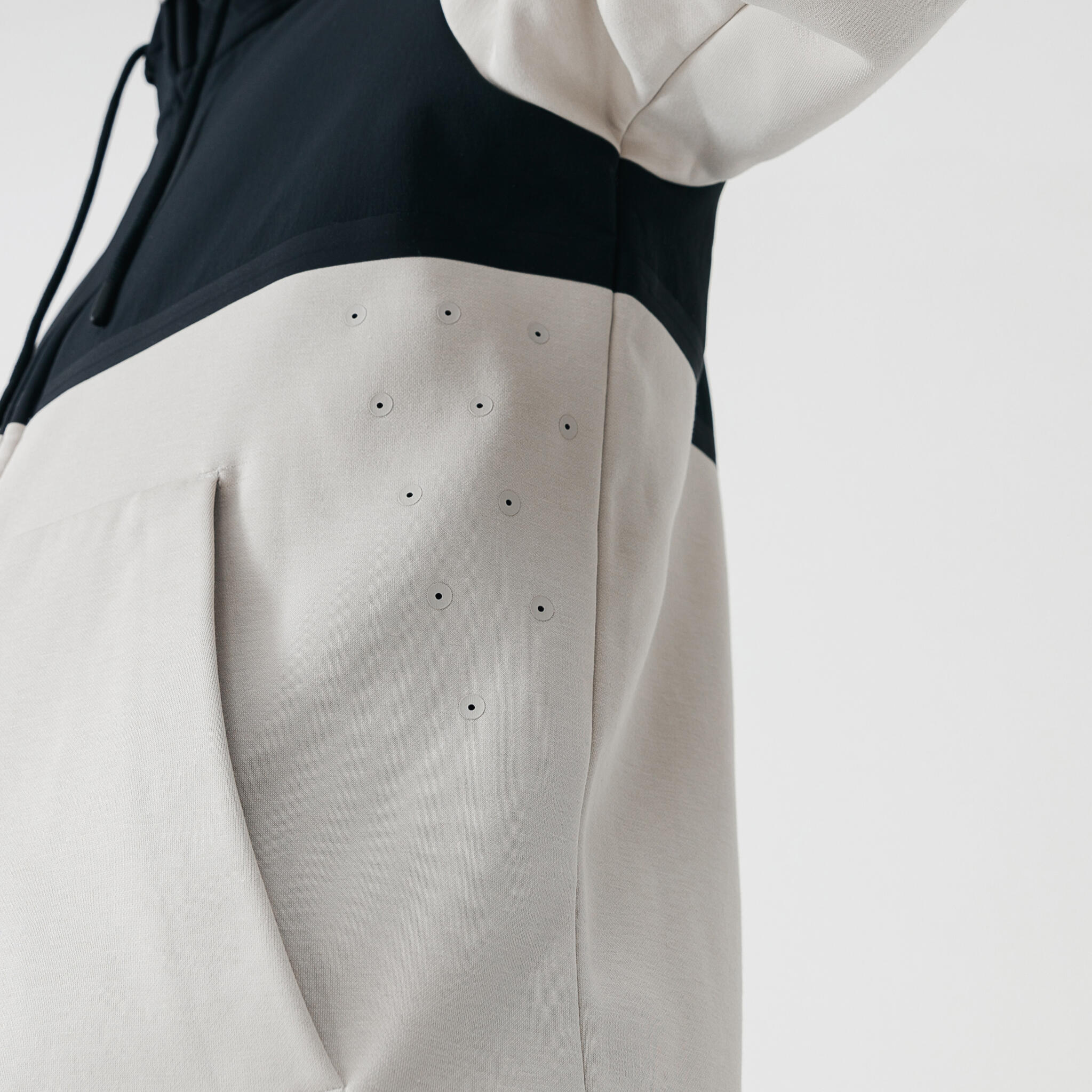 Men's Running Hoodie Warm+ Beige, black Kalenji Decathlon