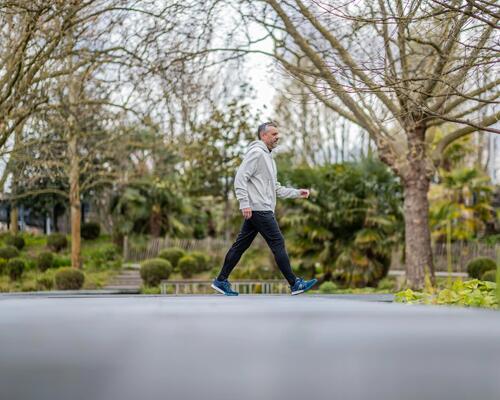 Diferenças entre caminhada, caminhada na natureza e corrida