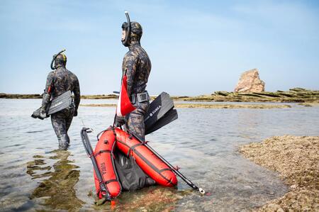 Quelle bouée pour la chasse sous-marine