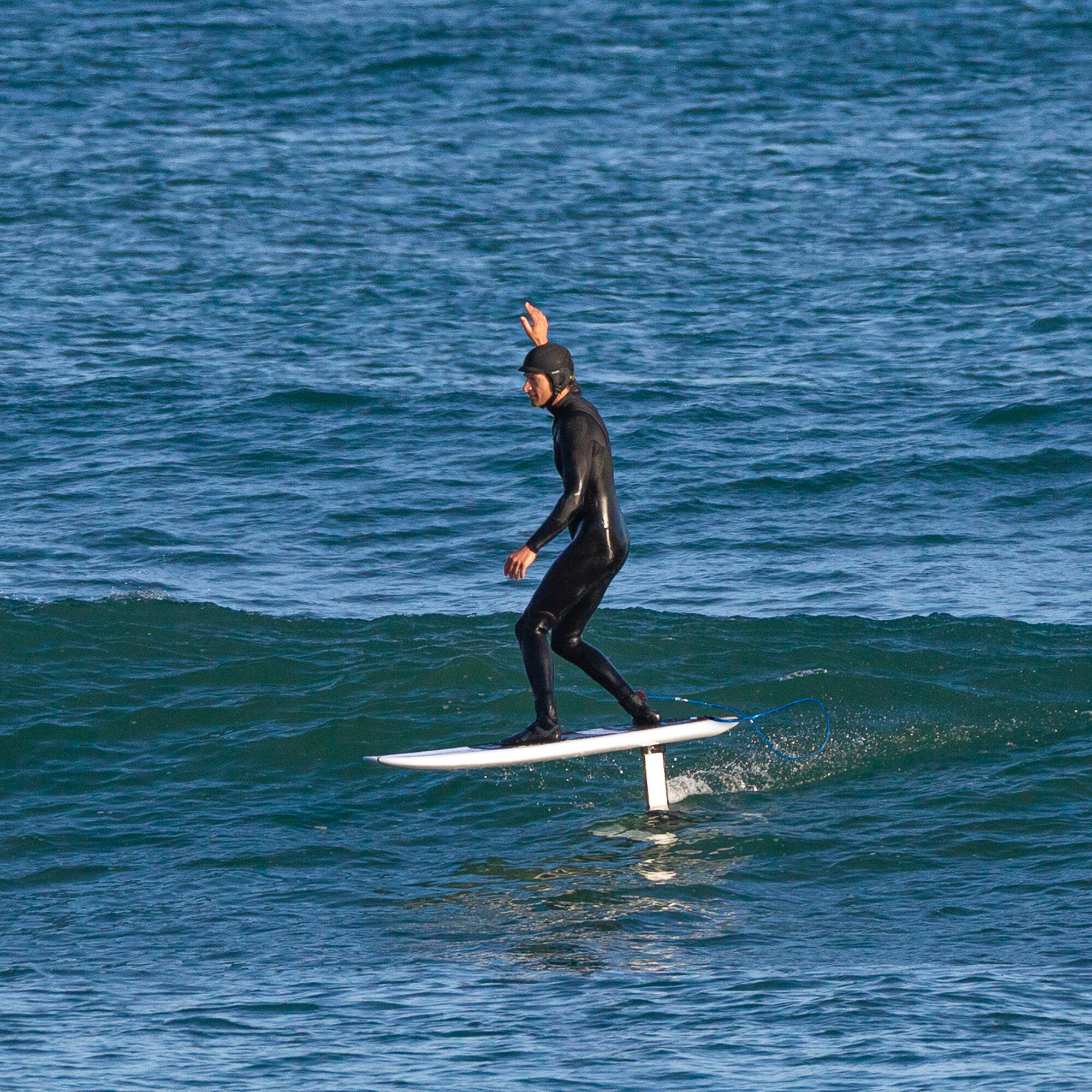 6-Foot Foil Surfboard 500 - White / Black 2/9