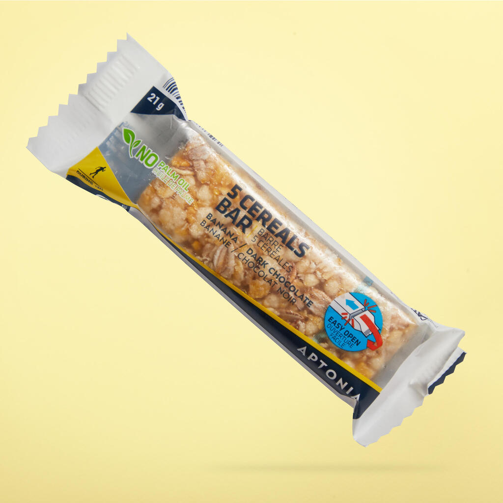 Clak banana cereal bar with a dark chocolate base 21 g