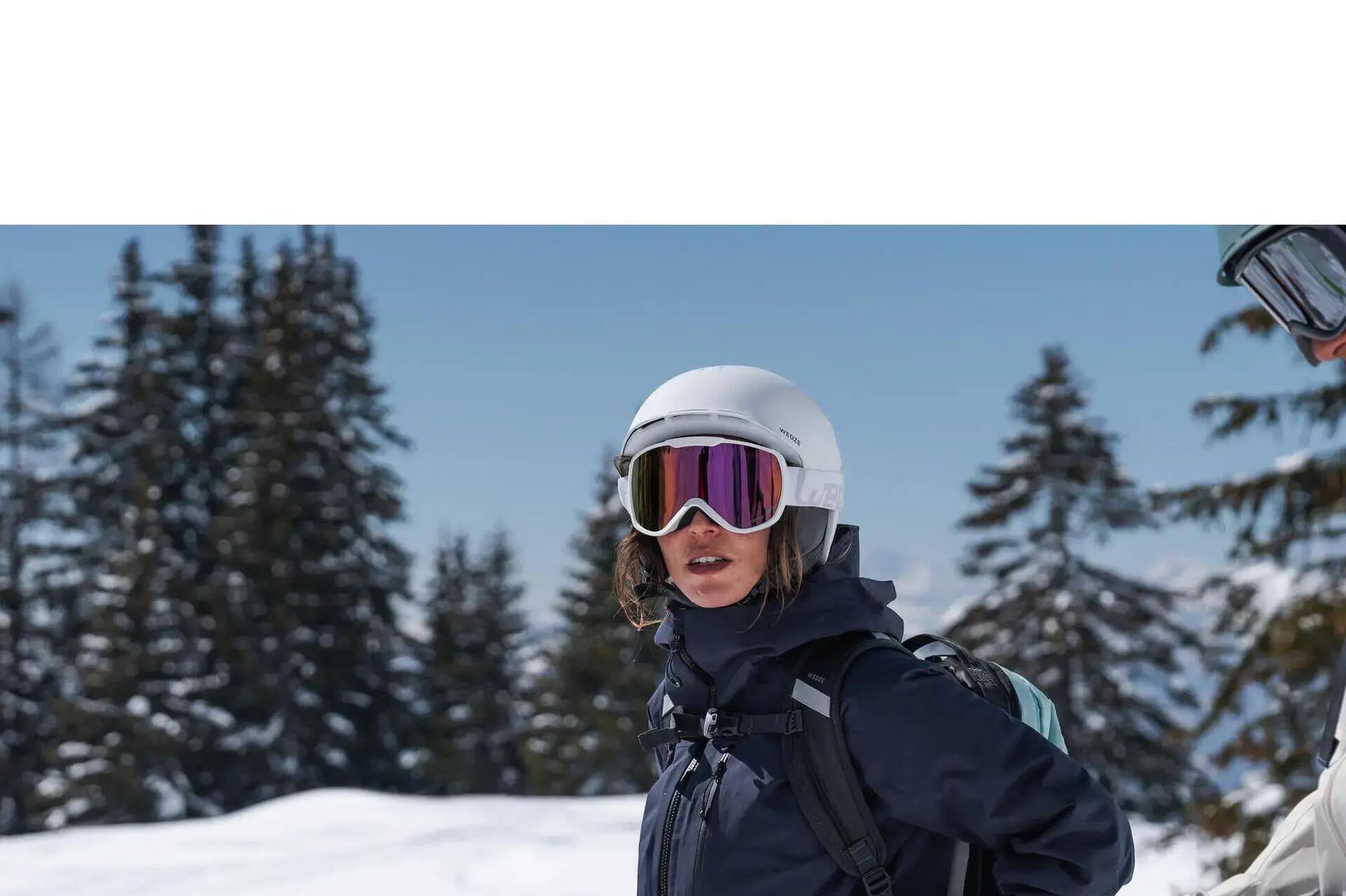 choose ski helmet title