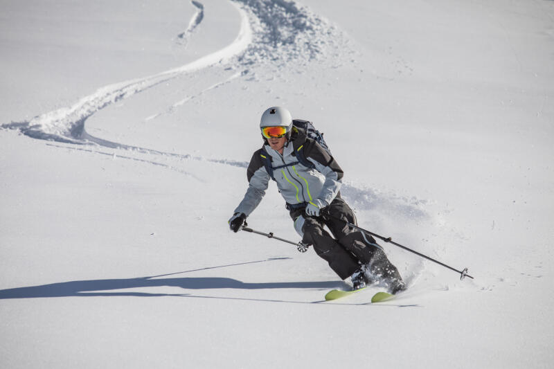 Narty skiturowe Wedze MT90 z wiązaniami Tour Free i fokami