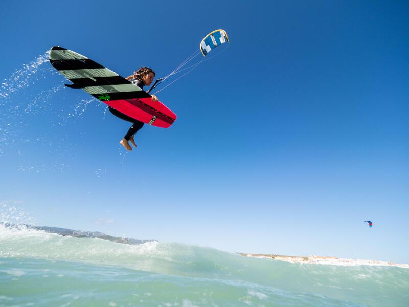 Jaki kupić pierwszy latawiec do kitesurfingu dla początkujących?