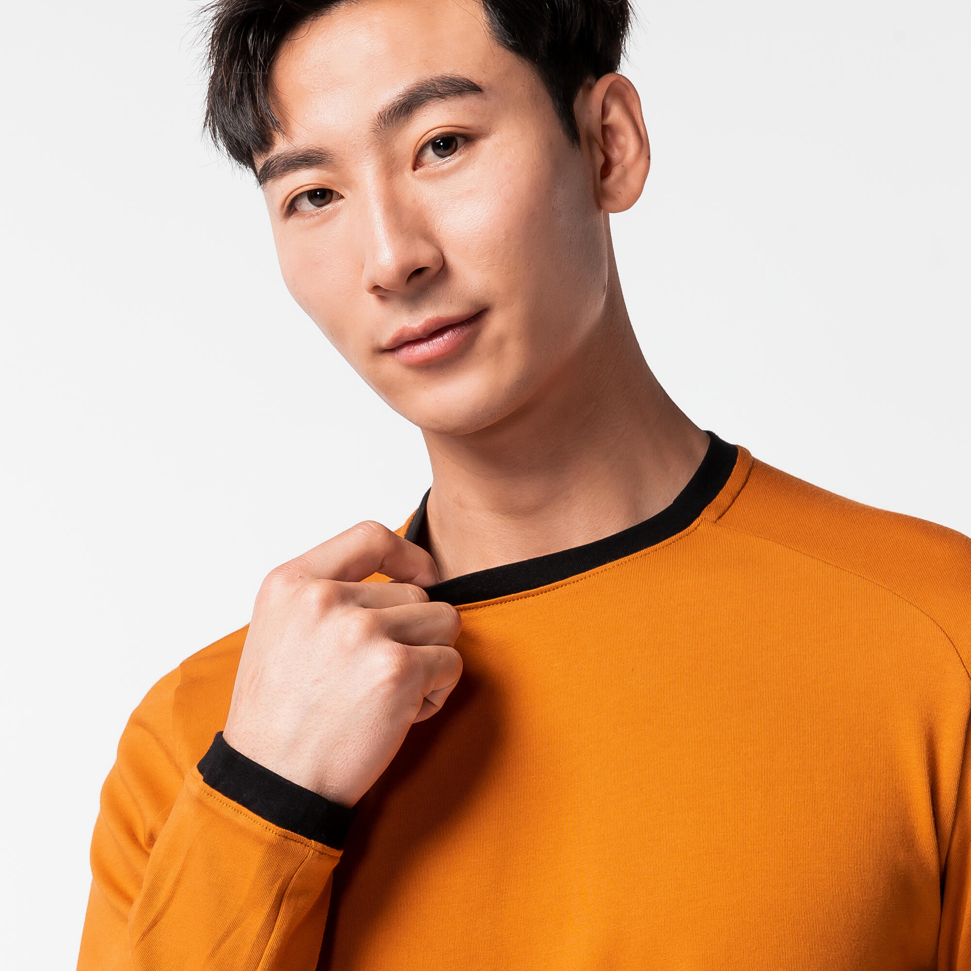 Men's Long-Sleeved Crew Neck Slim-Fit Stretchy Cotton T-Shirt 520 - Ochre 17/28