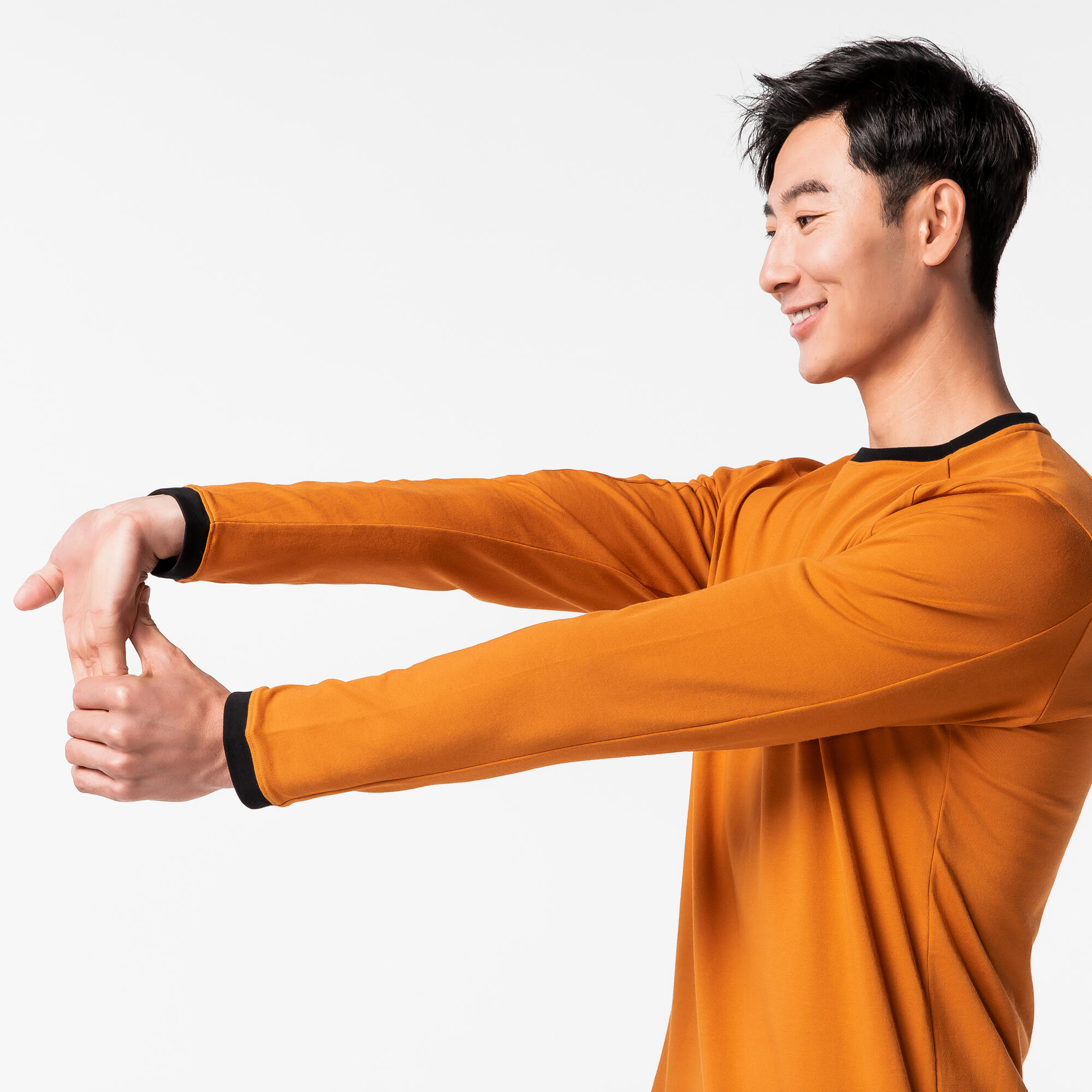Men's Long-Sleeved Crew Neck Slim-Fit Stretchy Cotton T-Shirt 520 - Ochre 19/28
