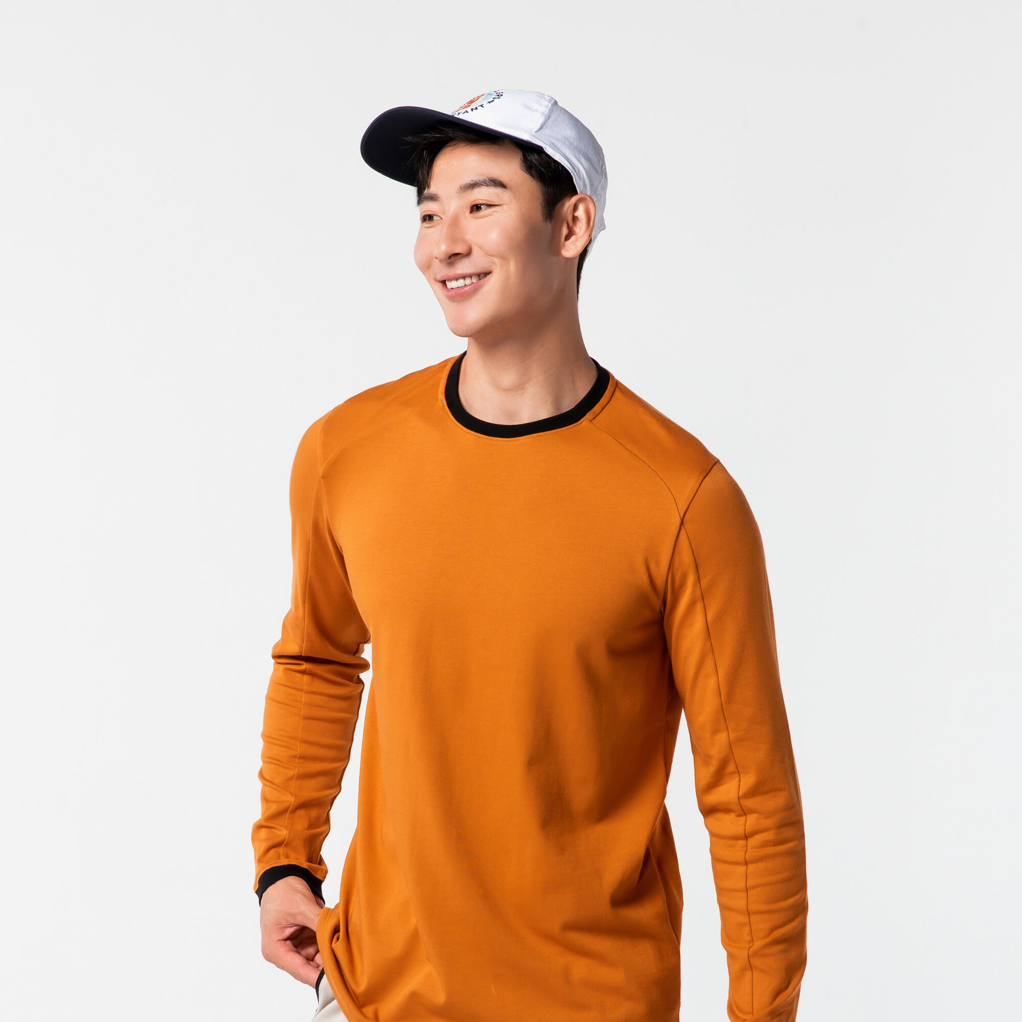 Men's Long-Sleeved Crew Neck Slim-Fit Stretchy Cotton T-Shirt 520 - Ochre 21/28