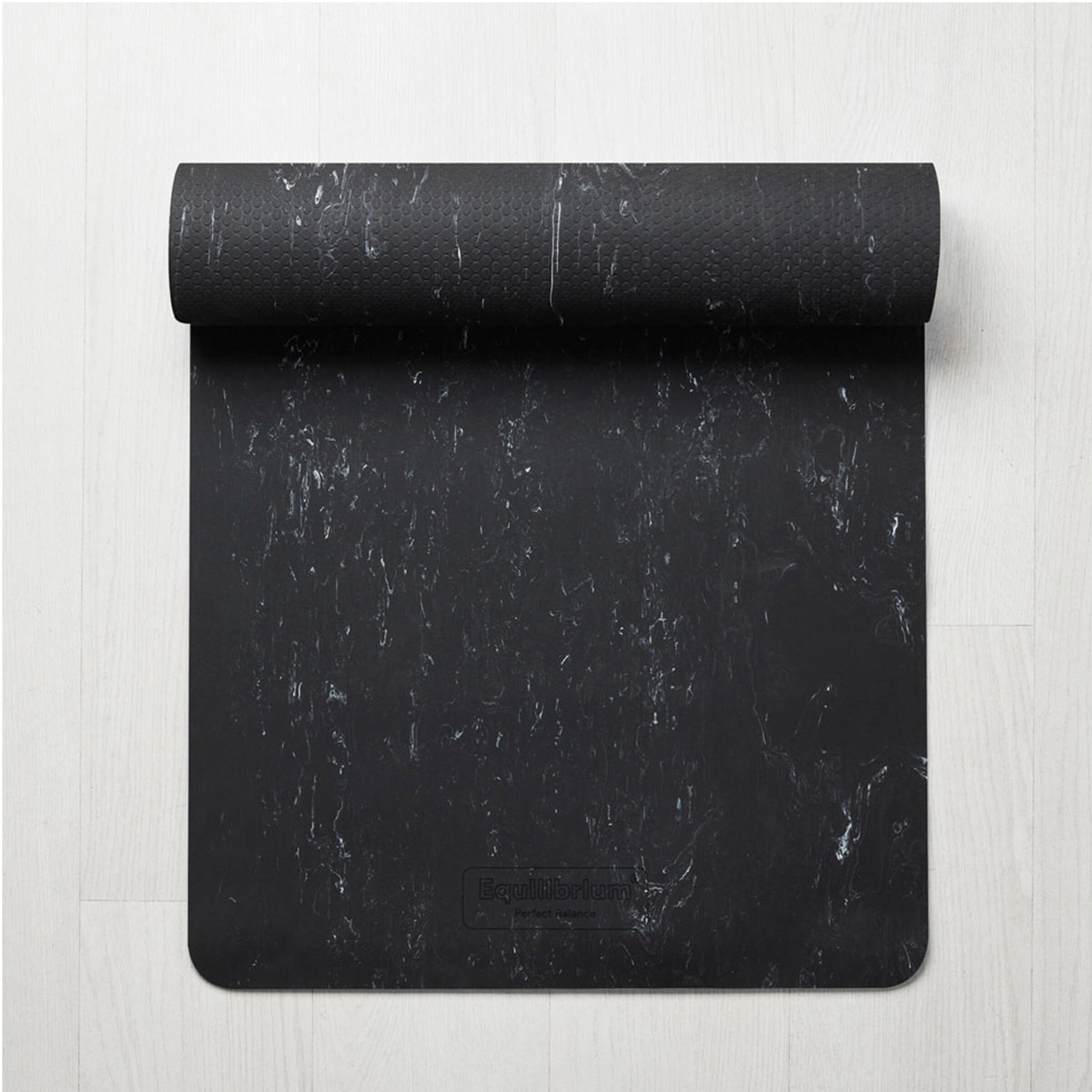 ESTERILLA YOGA INFINITY color negro EQUILIBRIUM 3/10