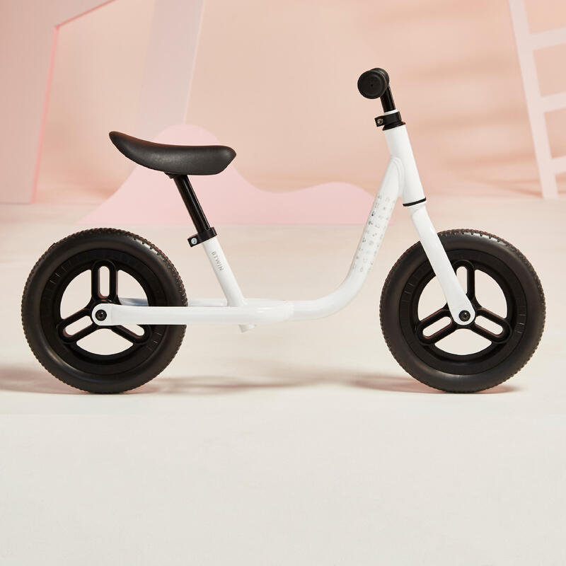 Ambientalista Documento televisor Bicicleta sin pedales niños 10 pulgadas Runride 100 blanco | Decathlon Ambientalista Documento televisor Bicicleta sin pedales niños 10 pulgadas Runride 100 blanco | Decathlon