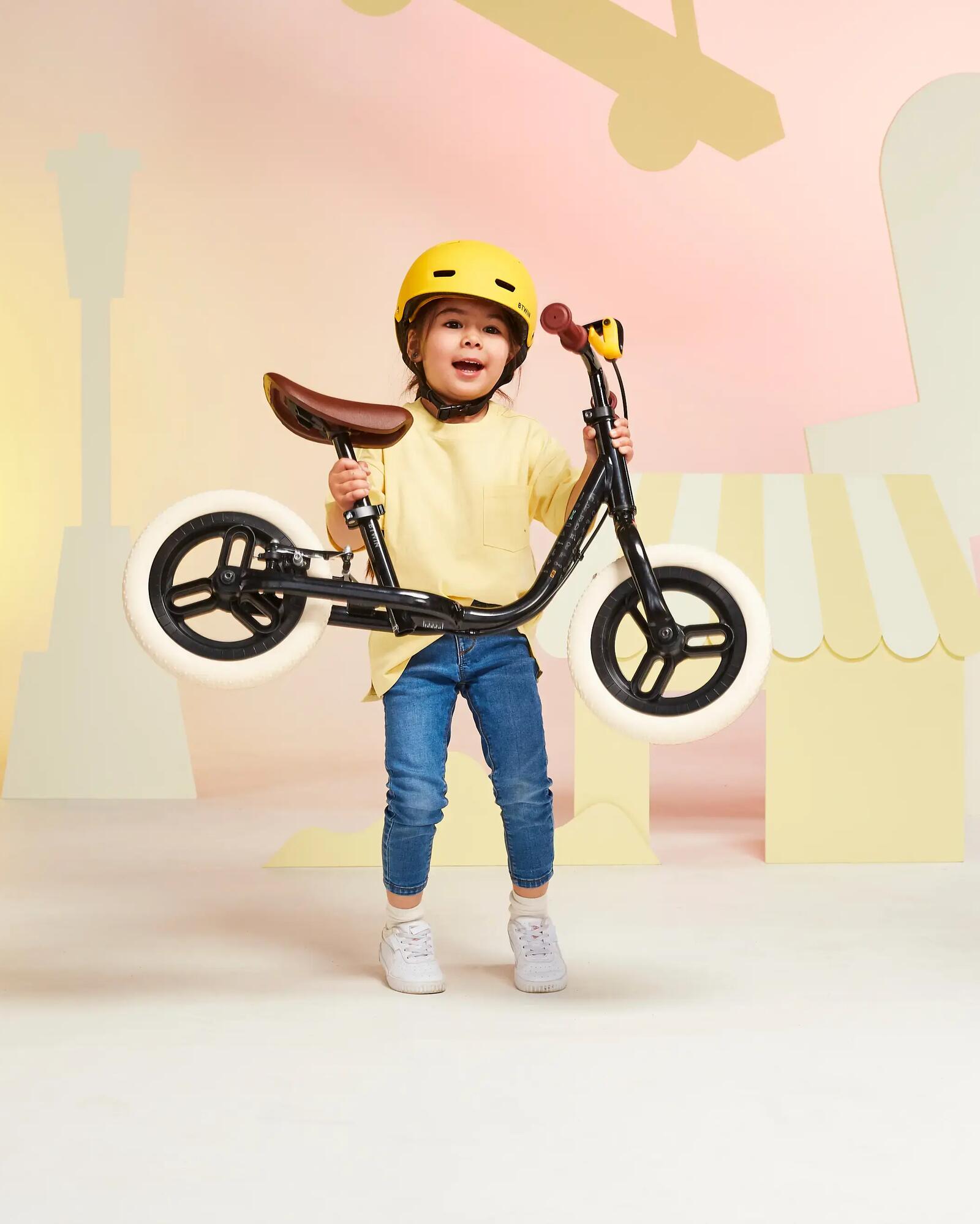 kids cycling