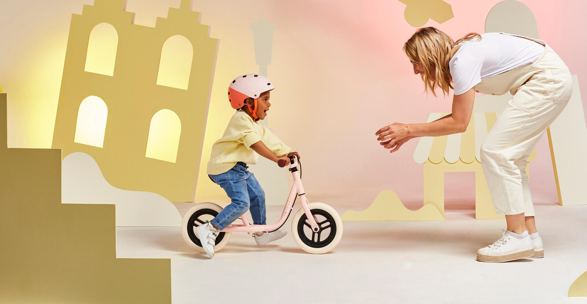 Enfant 2 ans draisienne trottinette porteur ou tricycle