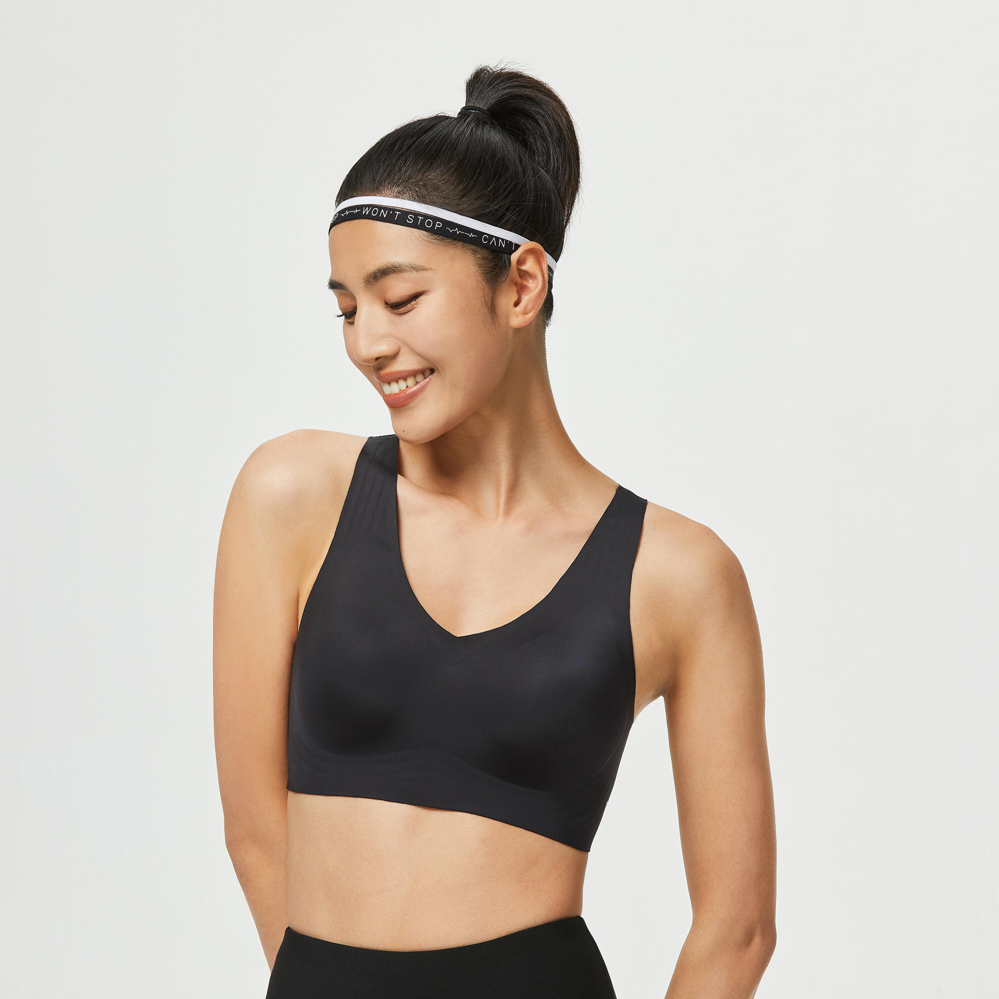 Buy Light Support CloseFitting Fitness Bra 160 Online Decathlon