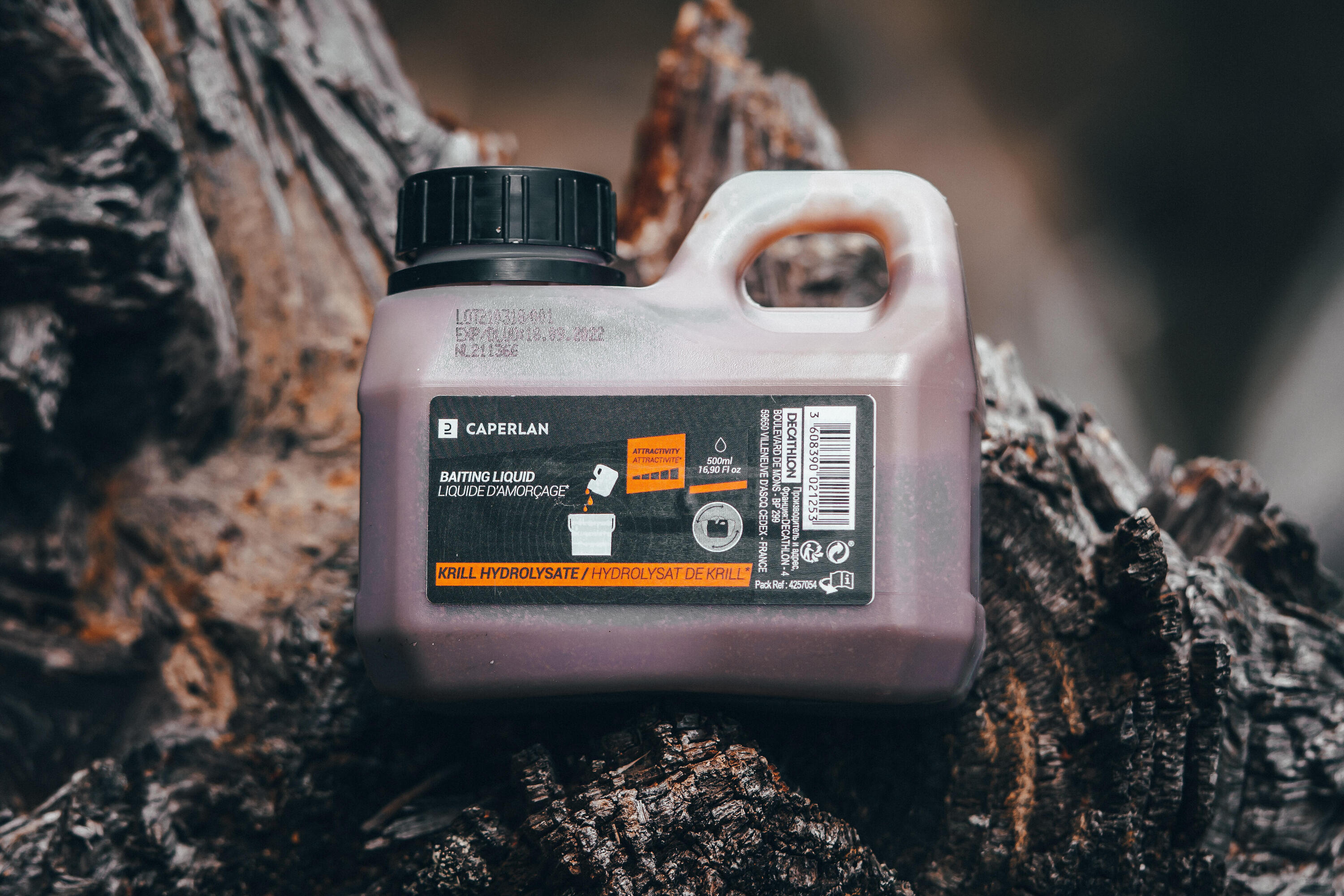 Carp fishing baiting liquid - Fish hydrolysate 6/8