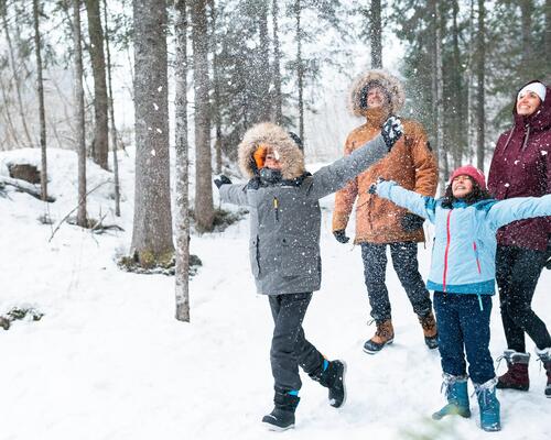 Wandern mit Kindern bedeutet viel Planung! Worauf du achten solltest und was du bei der Planung auf keinen Fall vergesen solltest, erfährst du hier!