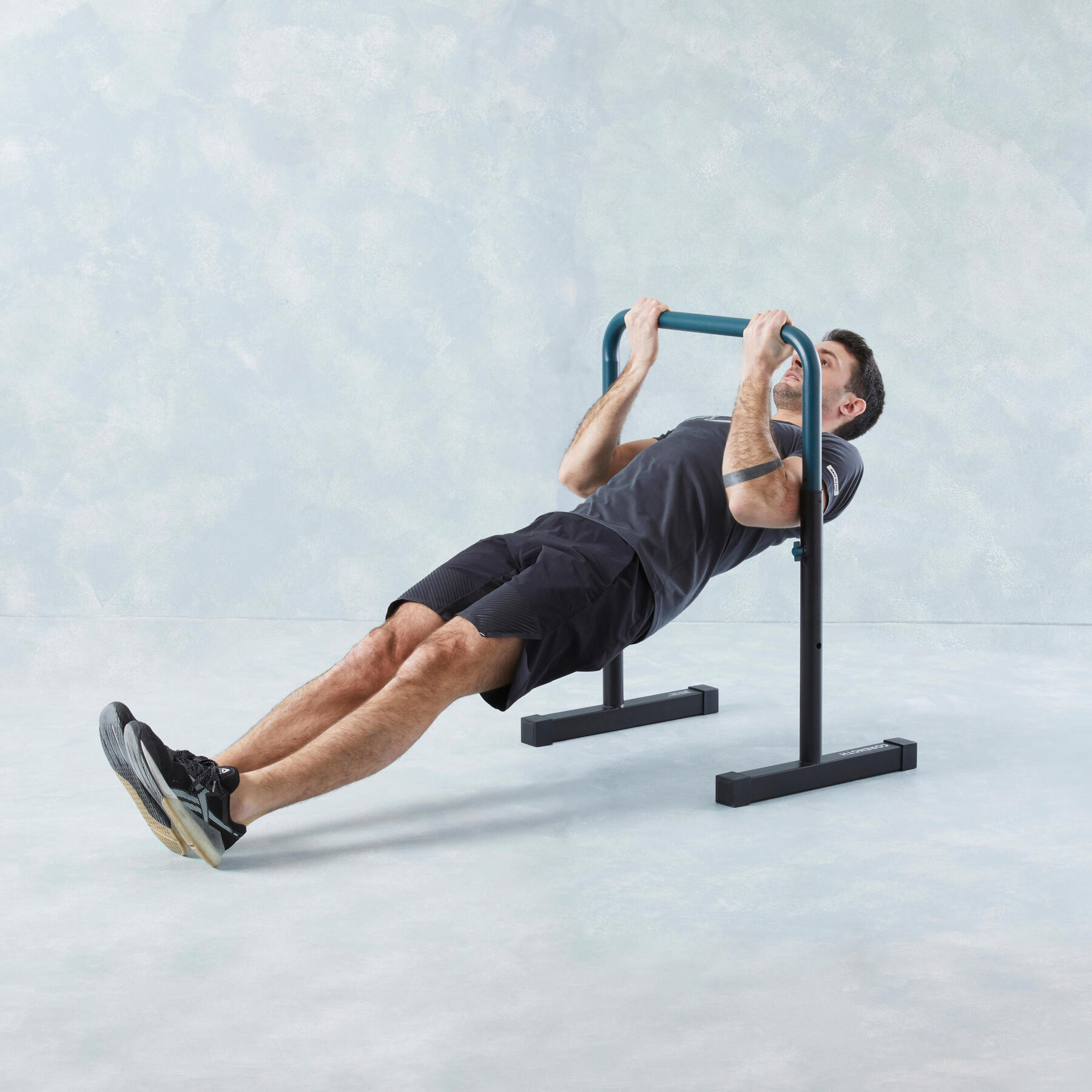 Master the Dip: Unlocking Upper Body Strength