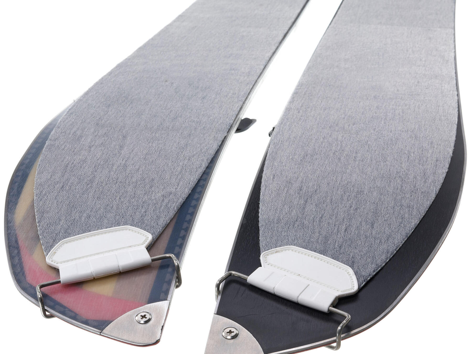 Como colocar e retirar as peles numa prancha splitboard?