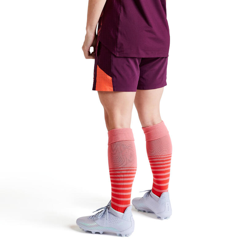 Női rövidnadrág futballhoz F900, lila 