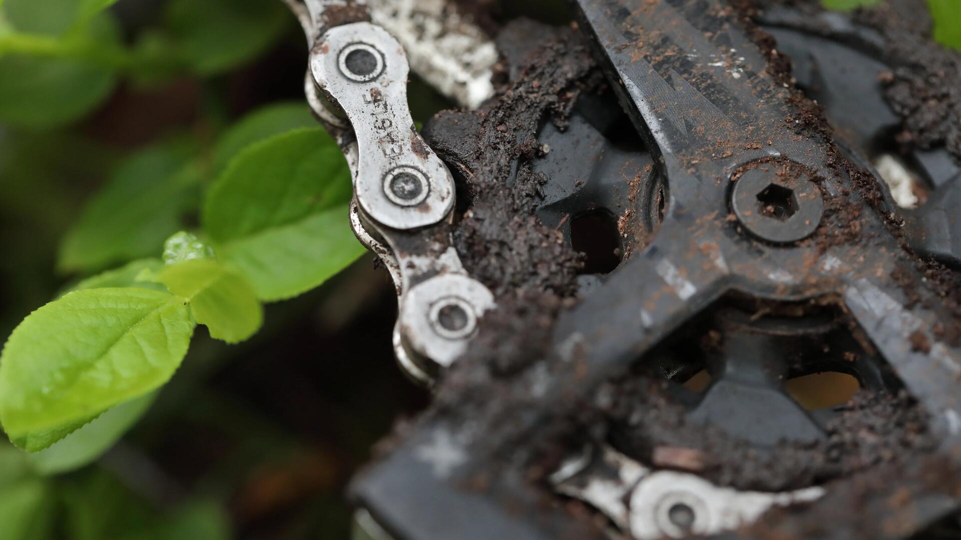 FORATURA E CATENA ROTTA: COME RISOLVERE QUESTI DUE PROBLEMI FREQUENTI IN MTB?