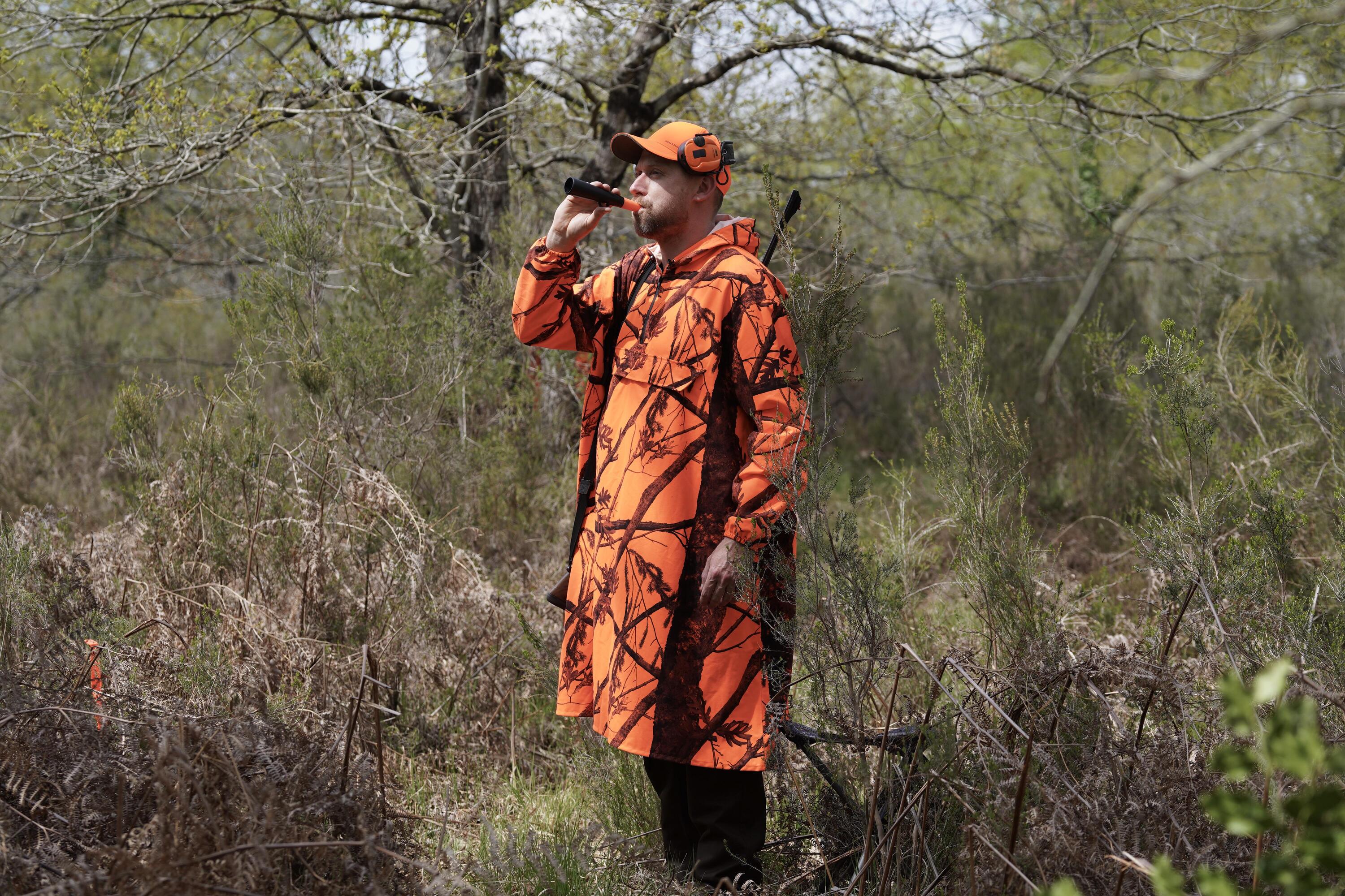 CORNE DE CHASSE PLASTIQUE 19 CM V2 5/6
