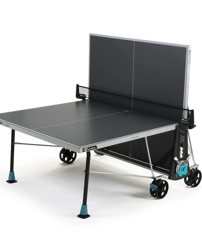 Mesa de ping pong plegada