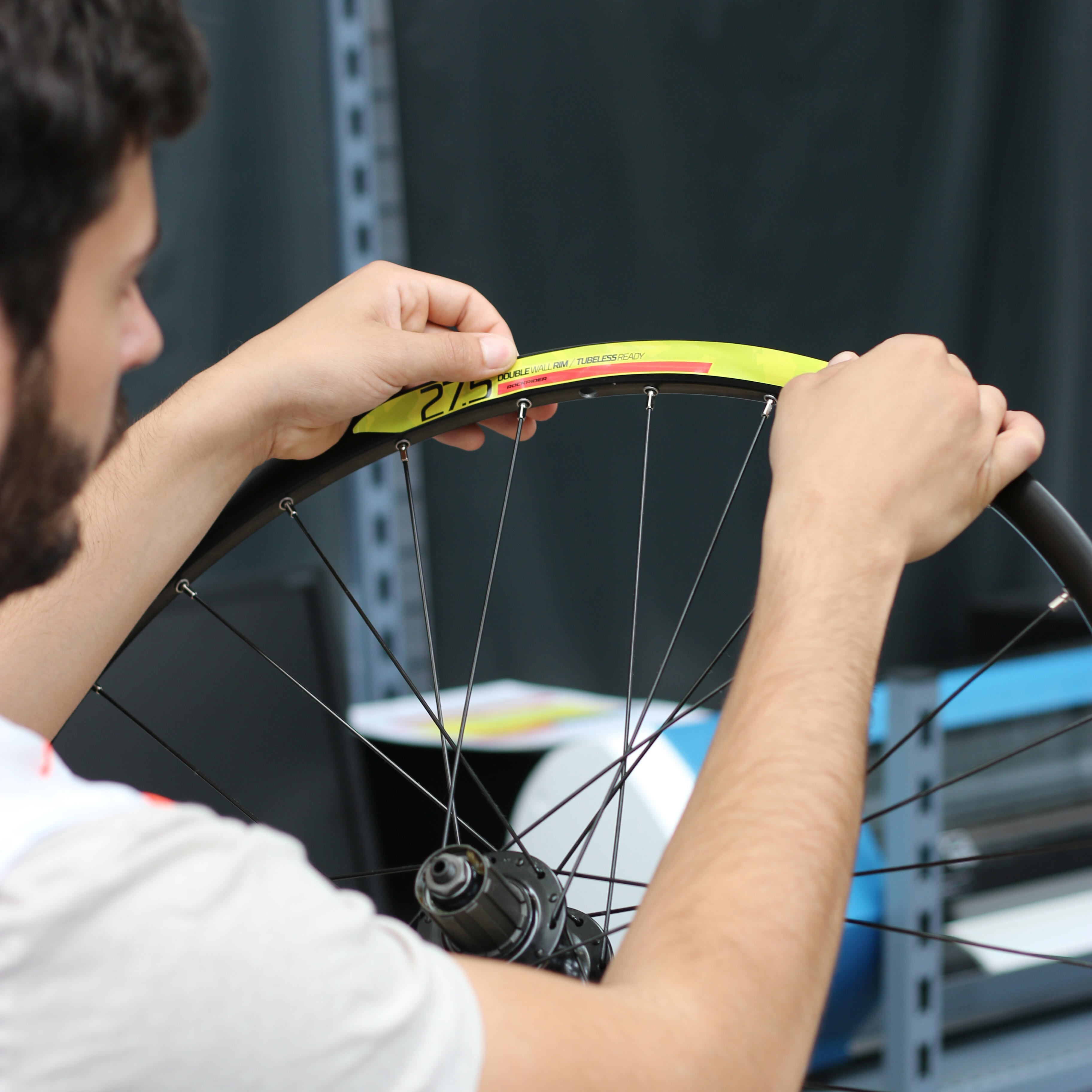 Sticker Decorations Kit + Sticking on Bike Wheel - WORKSHOP