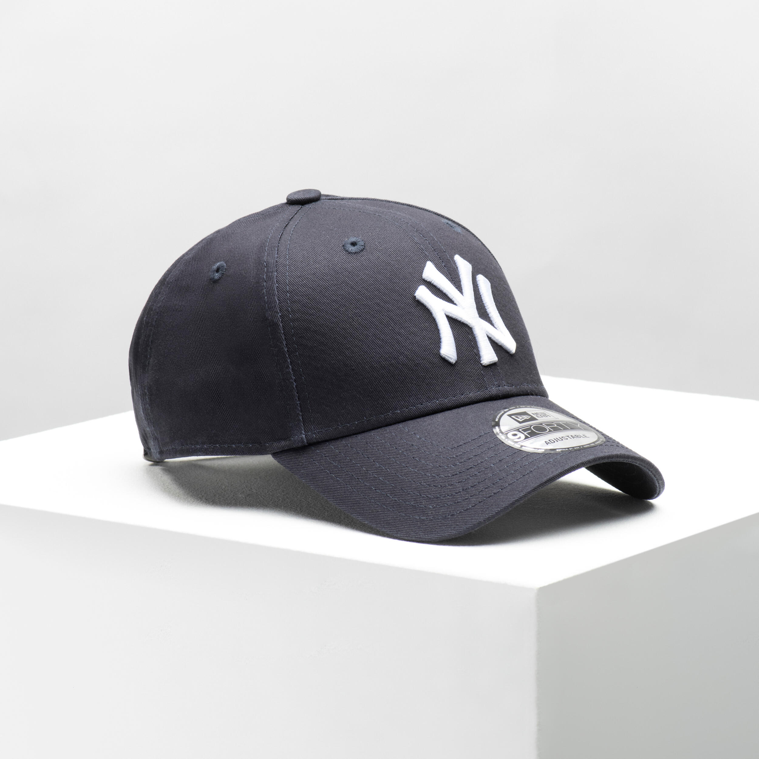 navy yankee cap