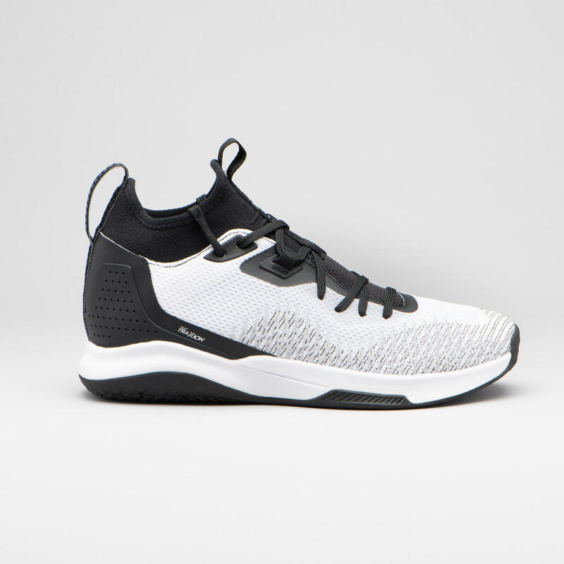 Dámské nízké basketbalové boty Fast 500 bílo-černé 