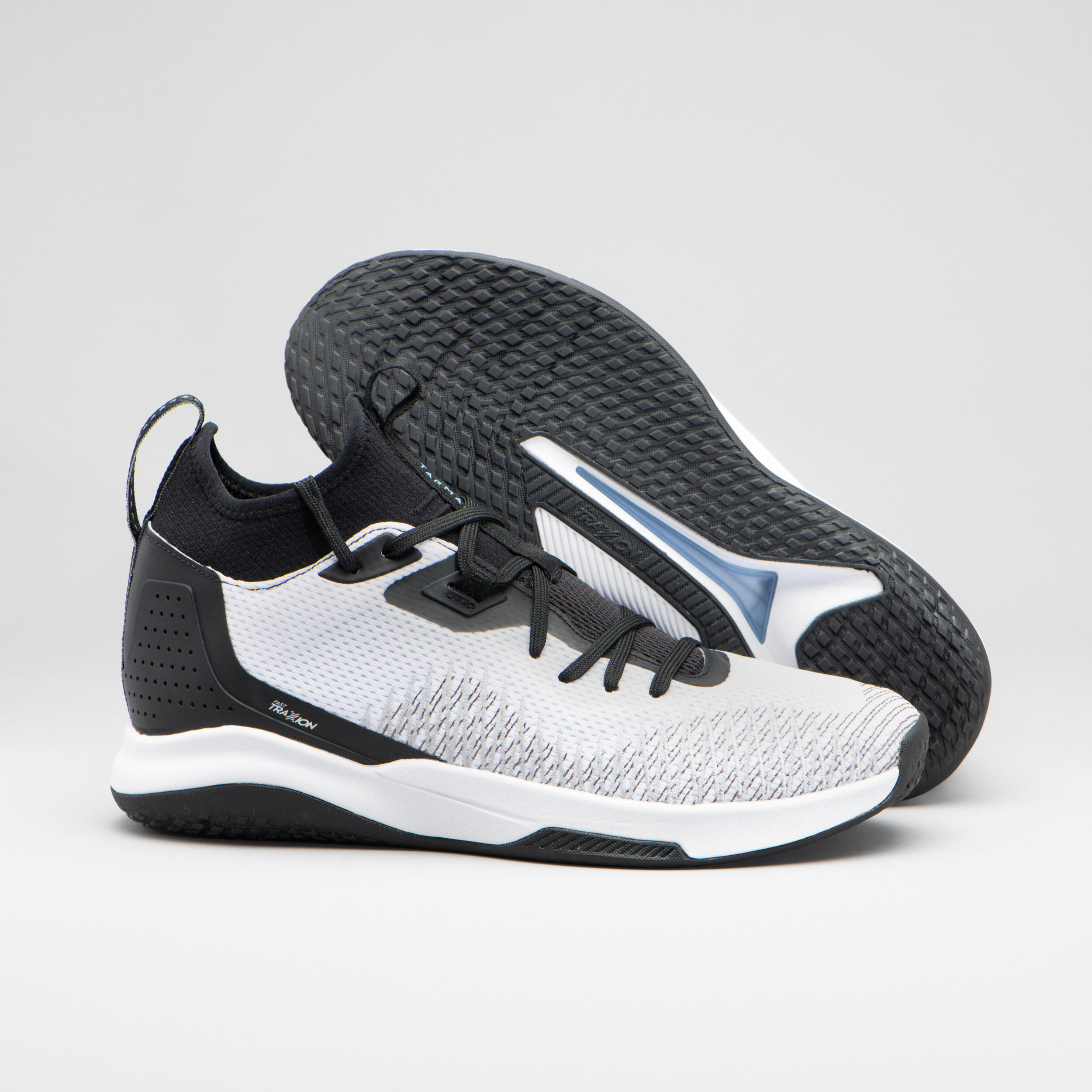 КРОССОВКИ БАСКЕТБОЛЬНЫЕ ЖЕНСКИЕ FAST 500  TARMAK