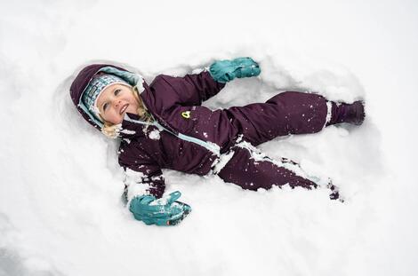 Trajes de nieve: abriga a tu bebé para este invierno