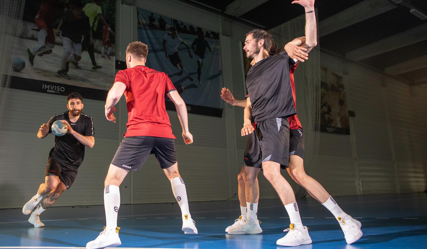 La position de l'ailier·e au handball