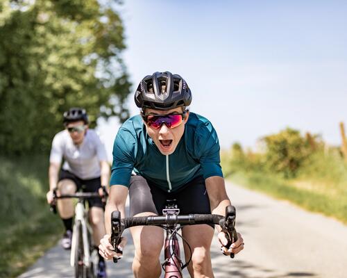 CYCLING | HOW TO CHOOSE THE RIGHT CYCLING APPAREL AND GEAR?