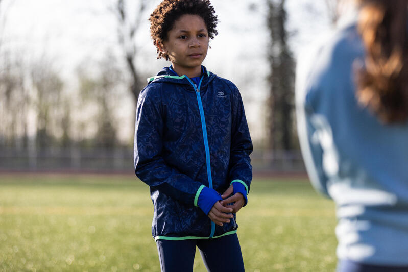 Niños en gimnasia