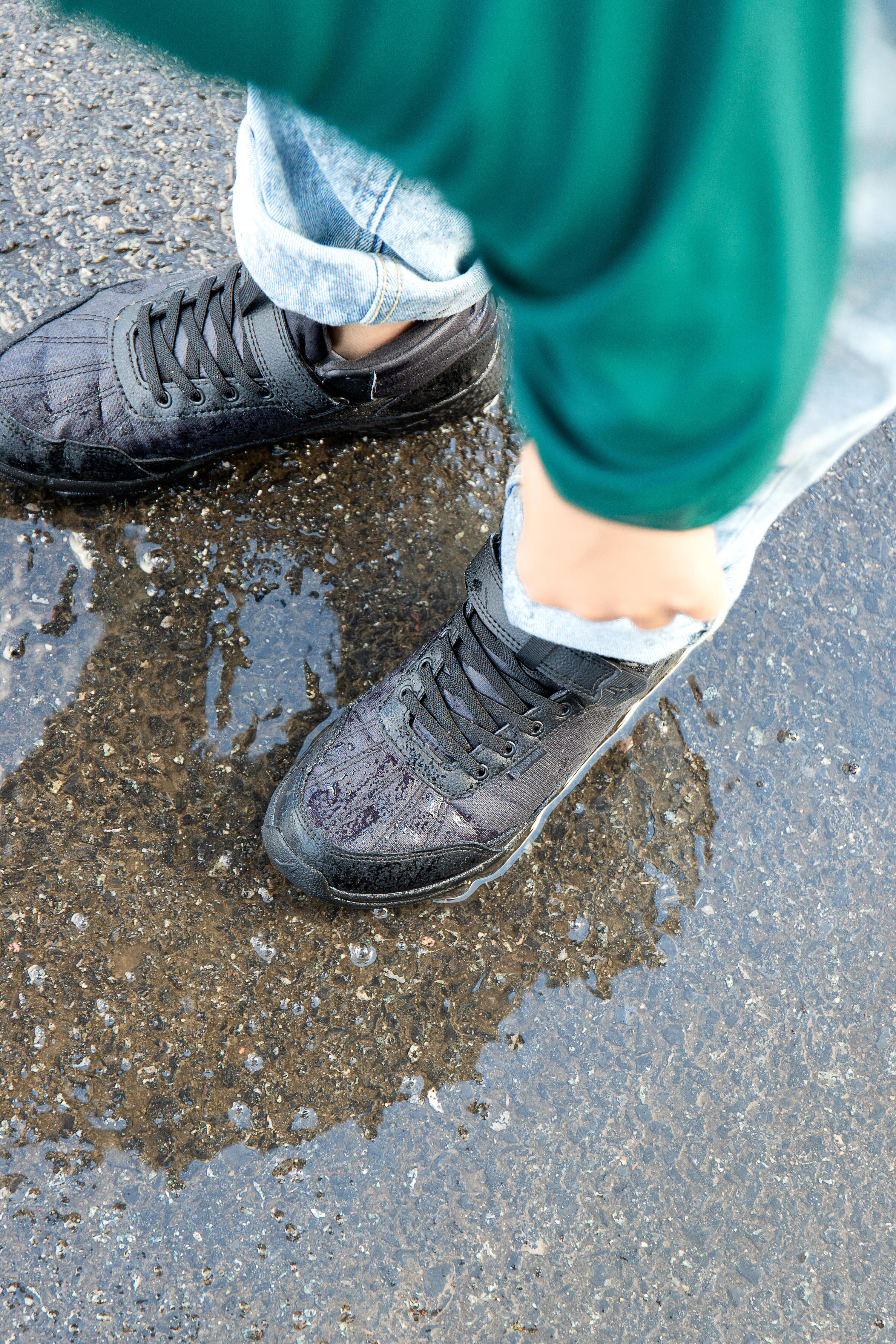 Waterdichte en stevige sneakers met klittenband voor kinderen Resist 10/16