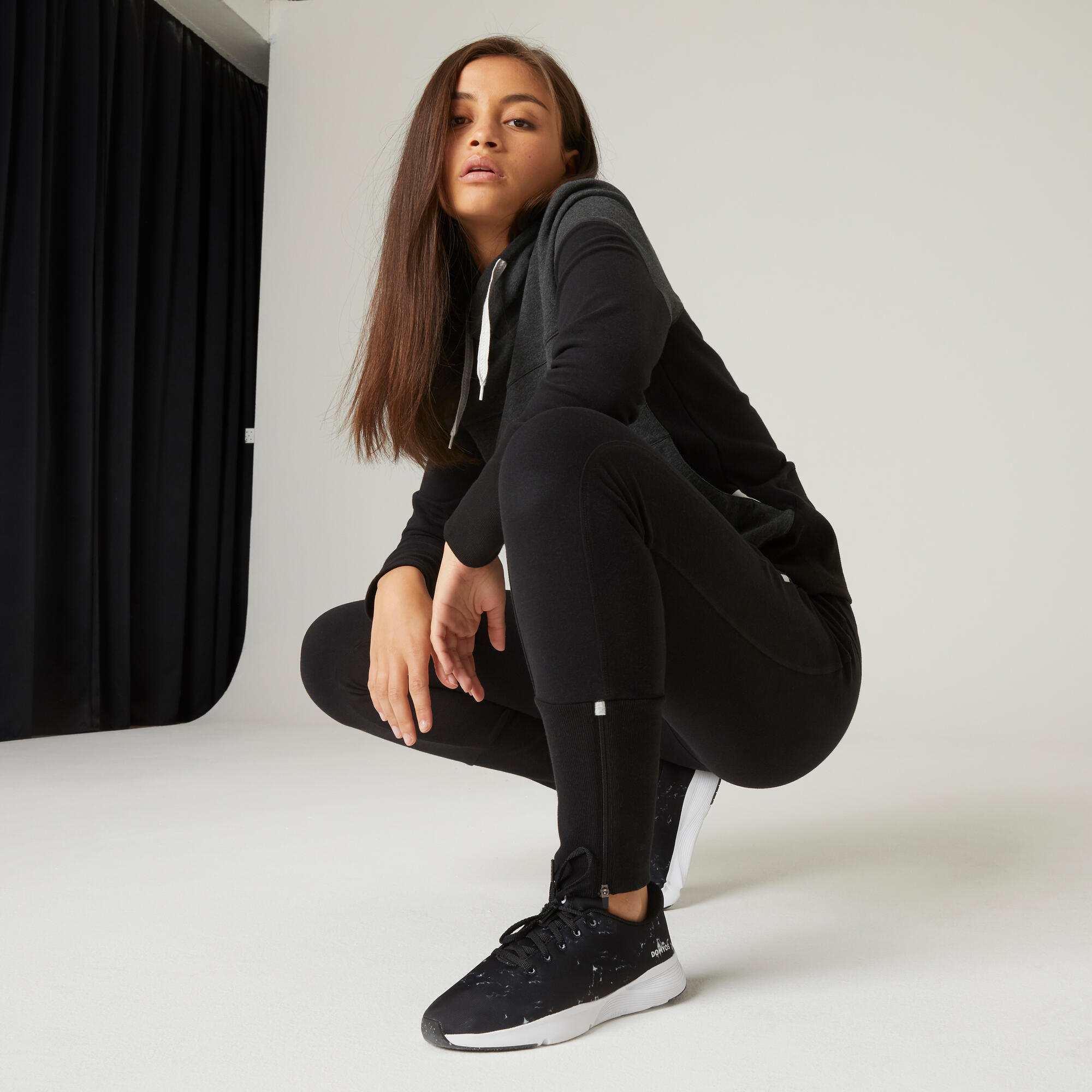Pantaloni donna fitness 520 slim misto cotone zip alla caviglia neri DOMYOS  | DECATHLON