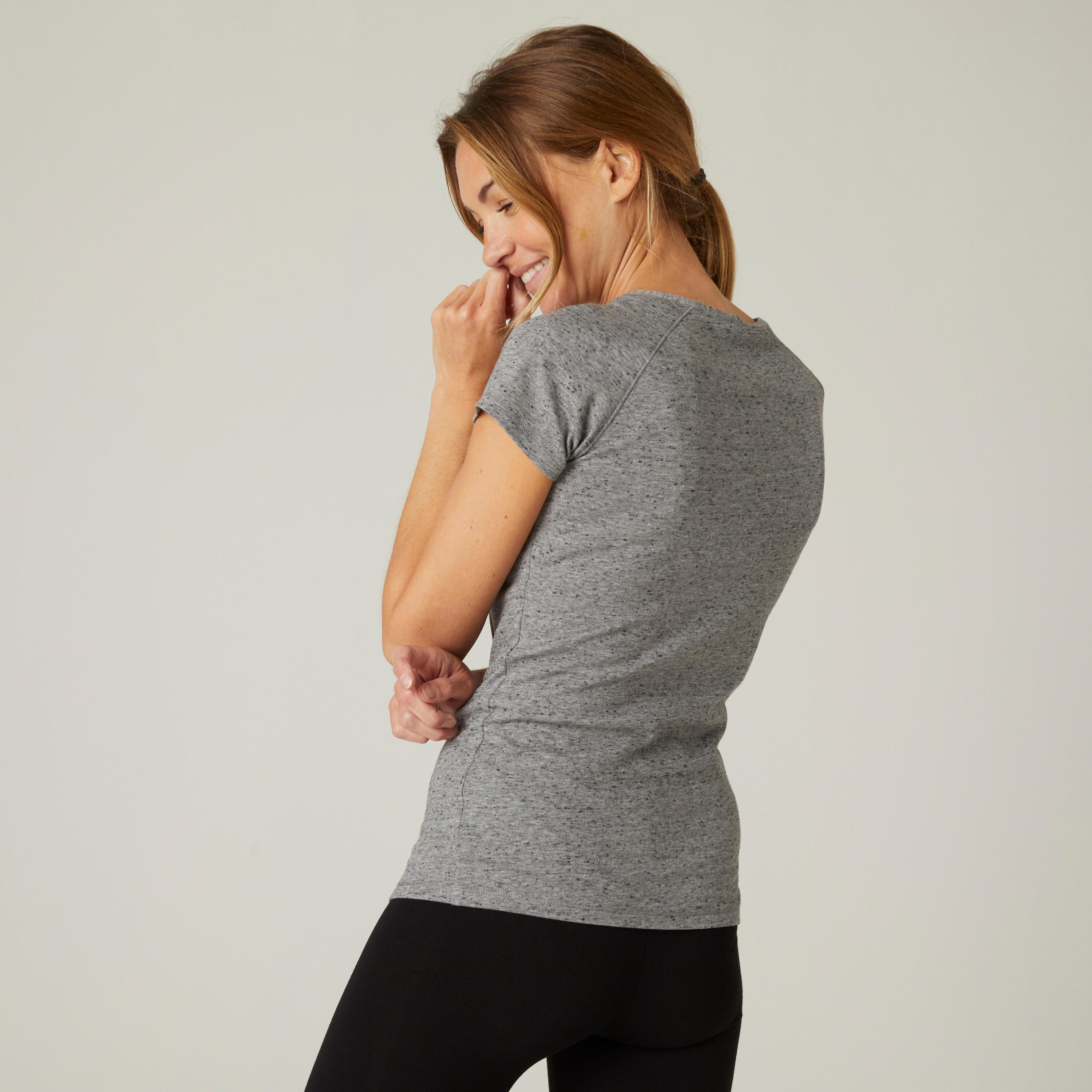 Women's Fitness V-Neck T-Shirt 500 - Grey 3/4