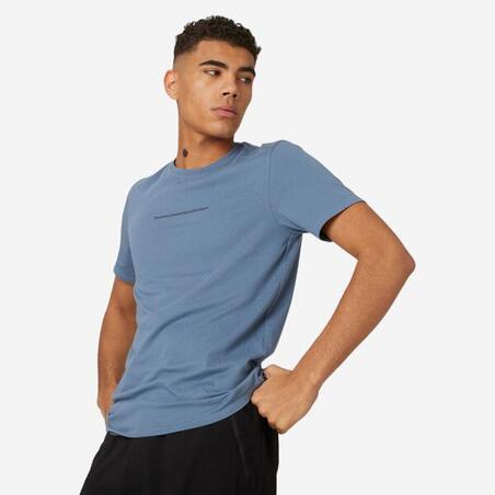 חולצת טי דקה ונמתחת לכושר - הדפס כחול