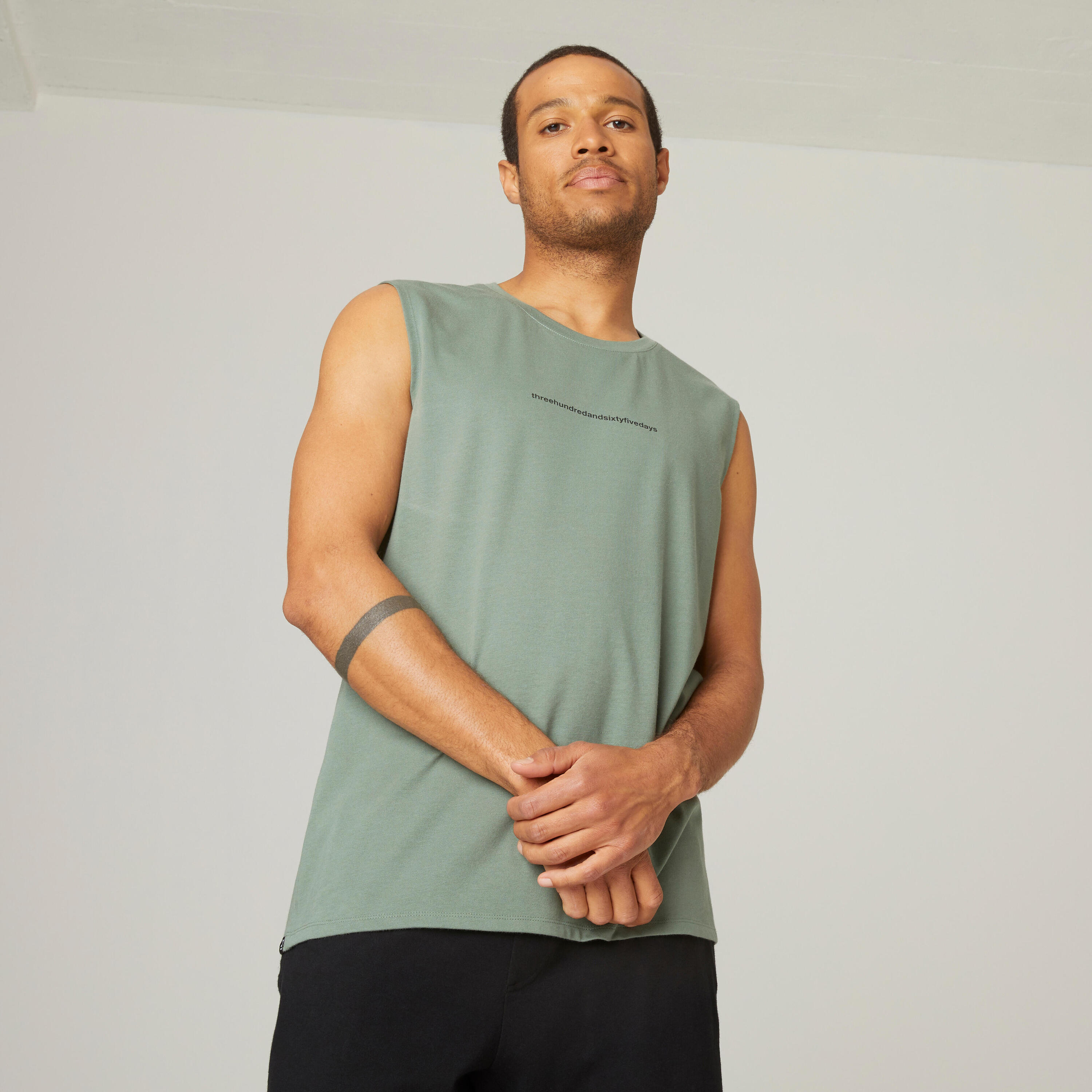 Men's Crew Neck Straight-Cut Cotton Fitness Tank Top 500 - Green With Pattern 1/6